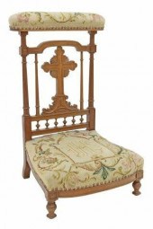 FRENCH CARVED WALNUT PRIE-DIEU