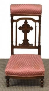 FRENCH CARVED WALNUT PRIE-DIEU