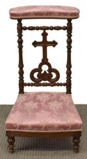 FRENCH CARVED WALNUT PRIE-DIEU