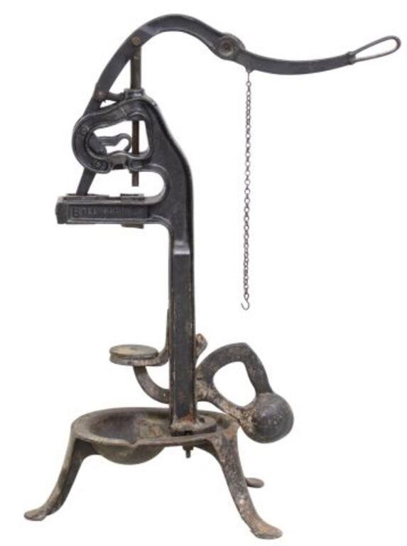 FRENCH CAST IRON LEVERAGE WINE