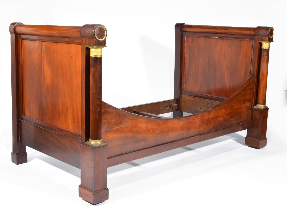 FRENCH EMPIRE MAHOGANY DAYBED,