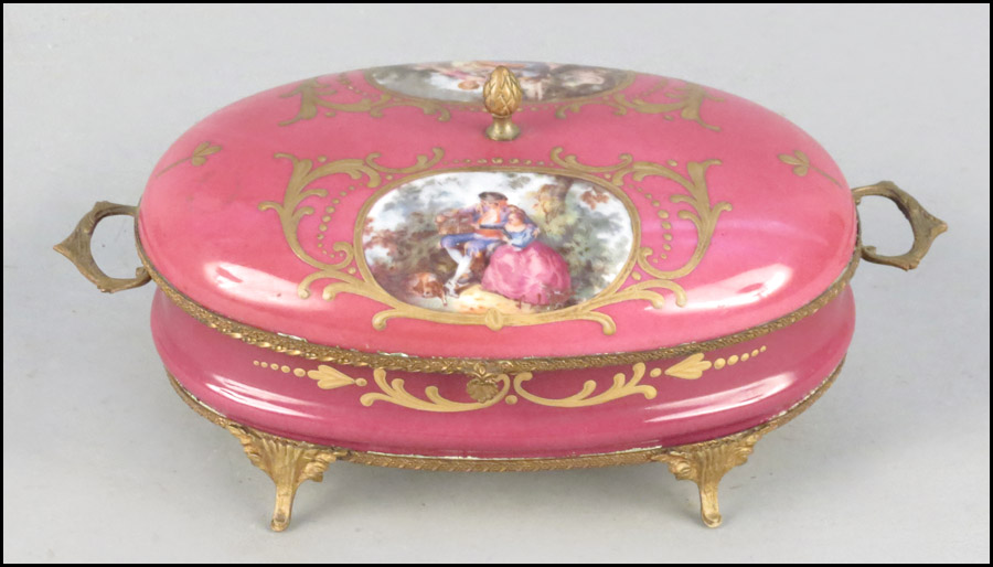 FRENCH FBS PORCELAIN BOX. Bearing