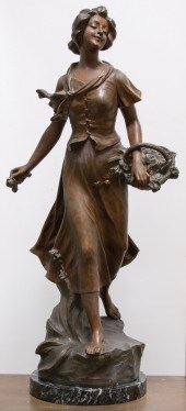 FRENCH FIGURAL SCULPTURE "BOUQ