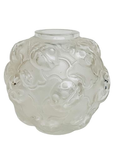 FRENCH FROSTED LALIQUE CRYSTAL LADY