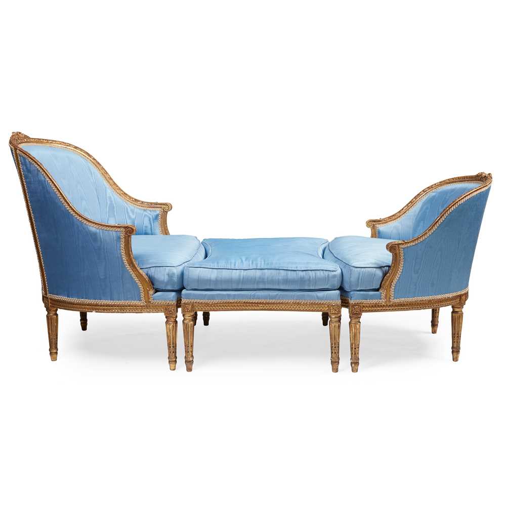 FRENCH GILTWOOD DUCHESSE BRISÉE