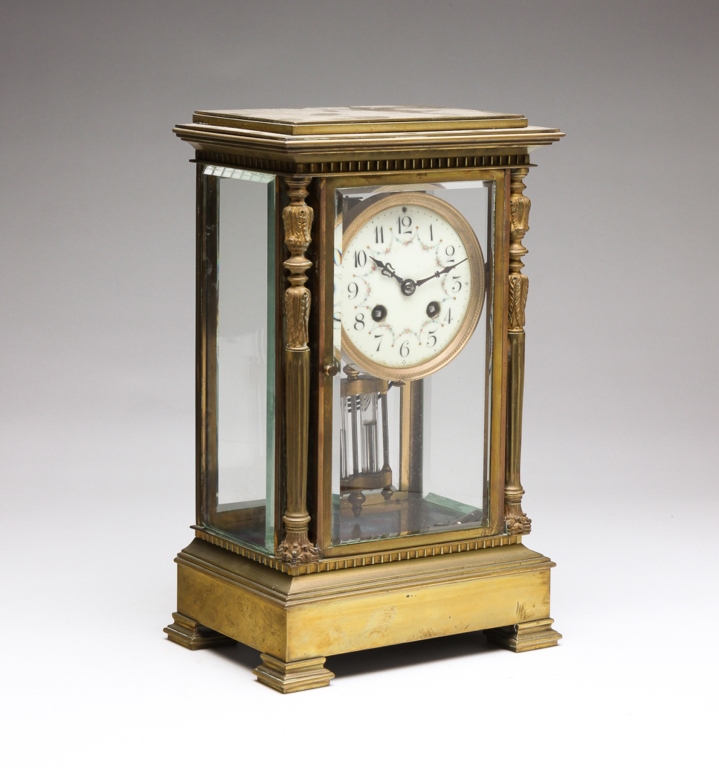 FRENCH H&H CRYSTAL REGULATOR MANTEL
