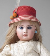 FRENCH JUMEAU CLOSE MOUTH DOLL