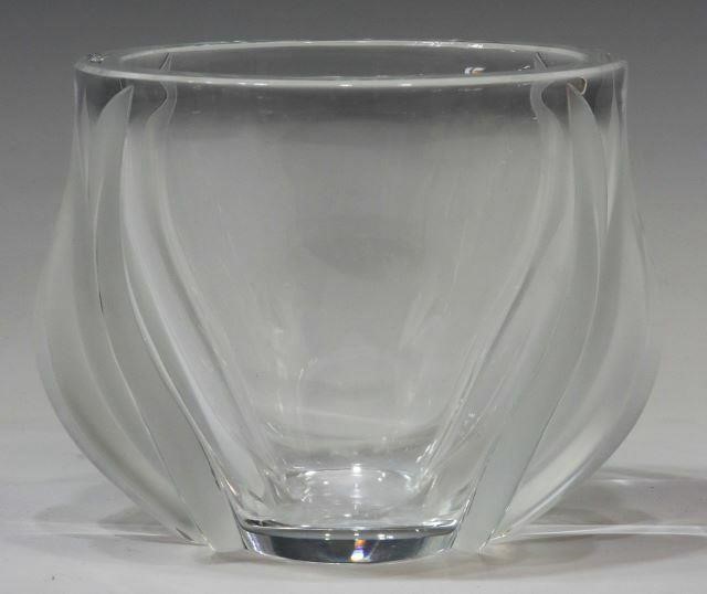 FRENCH LALIQUE 'DEUX TULIPES' ART
