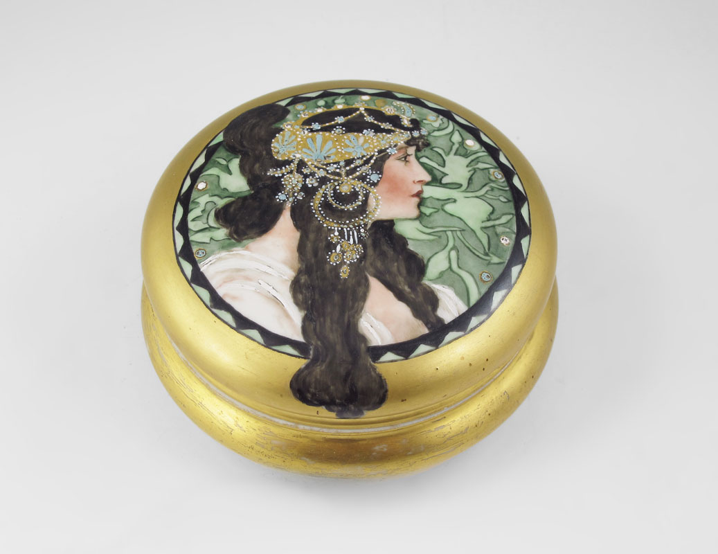 FRENCH LIMOGES DRESSER BOX: Mark