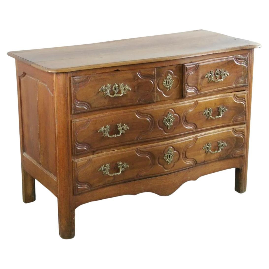FRENCH LOUIS XV PERIOD COMMODE,