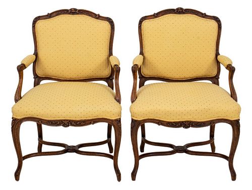 FRENCH LOUIS XV STYLE UPHOLSTERED