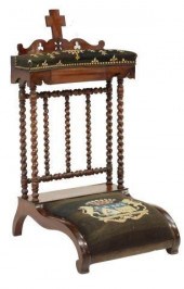 FRENCH MAHOGANY ARMORIAL PRIE-