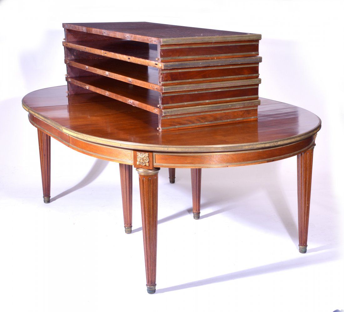 FRENCH MAHOGANY OVAL DINING