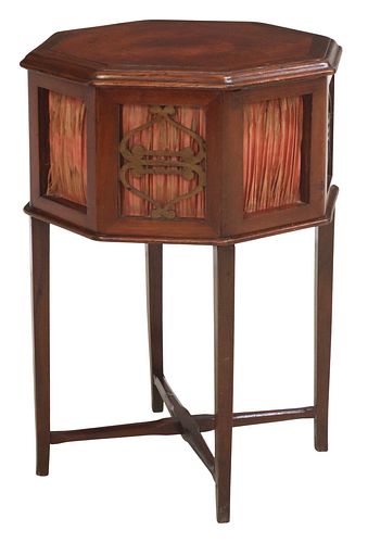 FRENCH MAHOGANY TRAVAILLEUSE SEWING