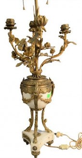 FRENCH MARBLE URN FORM TABLE L