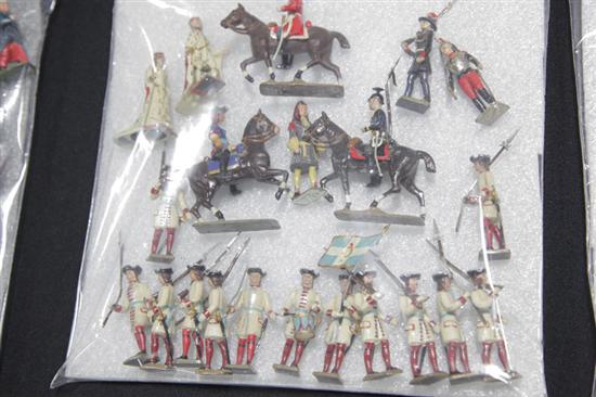 FRENCH MILITARY & ROYALTY LEAD