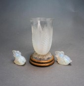 FRENCH MOLDED OPALESCENT PINEC