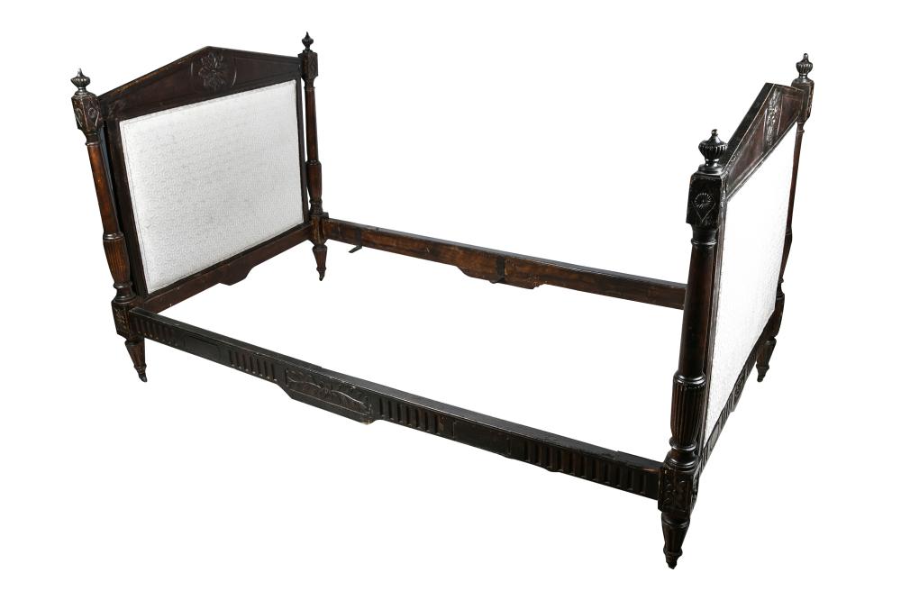 FRENCH OAK DAY BEDCondition: with