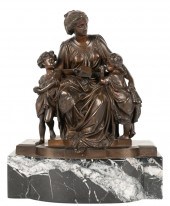 FRENCH PATINATED BRONZE FIGURA