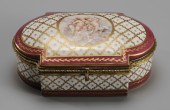 French Porcelain Dresser Box e