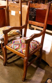FRENCH PROVINCIAL ARMCHAIR Fre