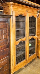 FRENCH PROVINCIAL ARMOIRE, CON