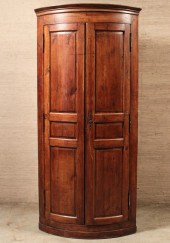FRENCH PROVINCIAL BOWFRONT COR
