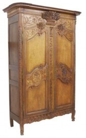 FRENCH PROVINCIAL CARVED OAK W