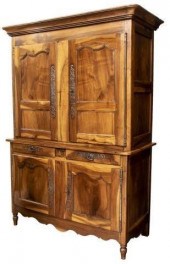 FRENCH PROVINCIAL FIGURED DEUX