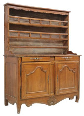 FRENCH PROVINCIAL FRUITWOOD VA