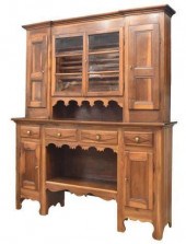 FRENCH PROVINCIAL FRUITWOOD VA