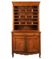 FRENCH PROVINCIAL FRUITWOOD VA