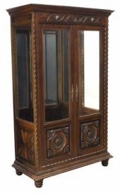 FRENCH PROVINCIAL GLAZED VITRI