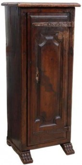 FRENCH PROVINCIAL OAK CONFITUR