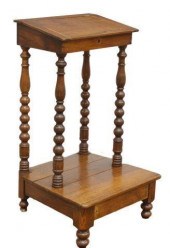 FRENCH PROVINCIAL OAK PRIE-DIE