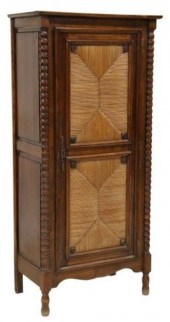 FRENCH PROVINCIAL OAK & RUSH-P