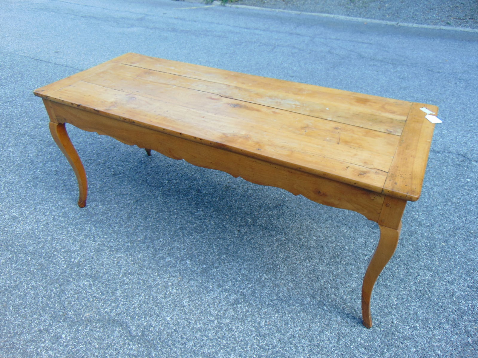 FRENCH PROVINCIAL PINE TABLE WITH