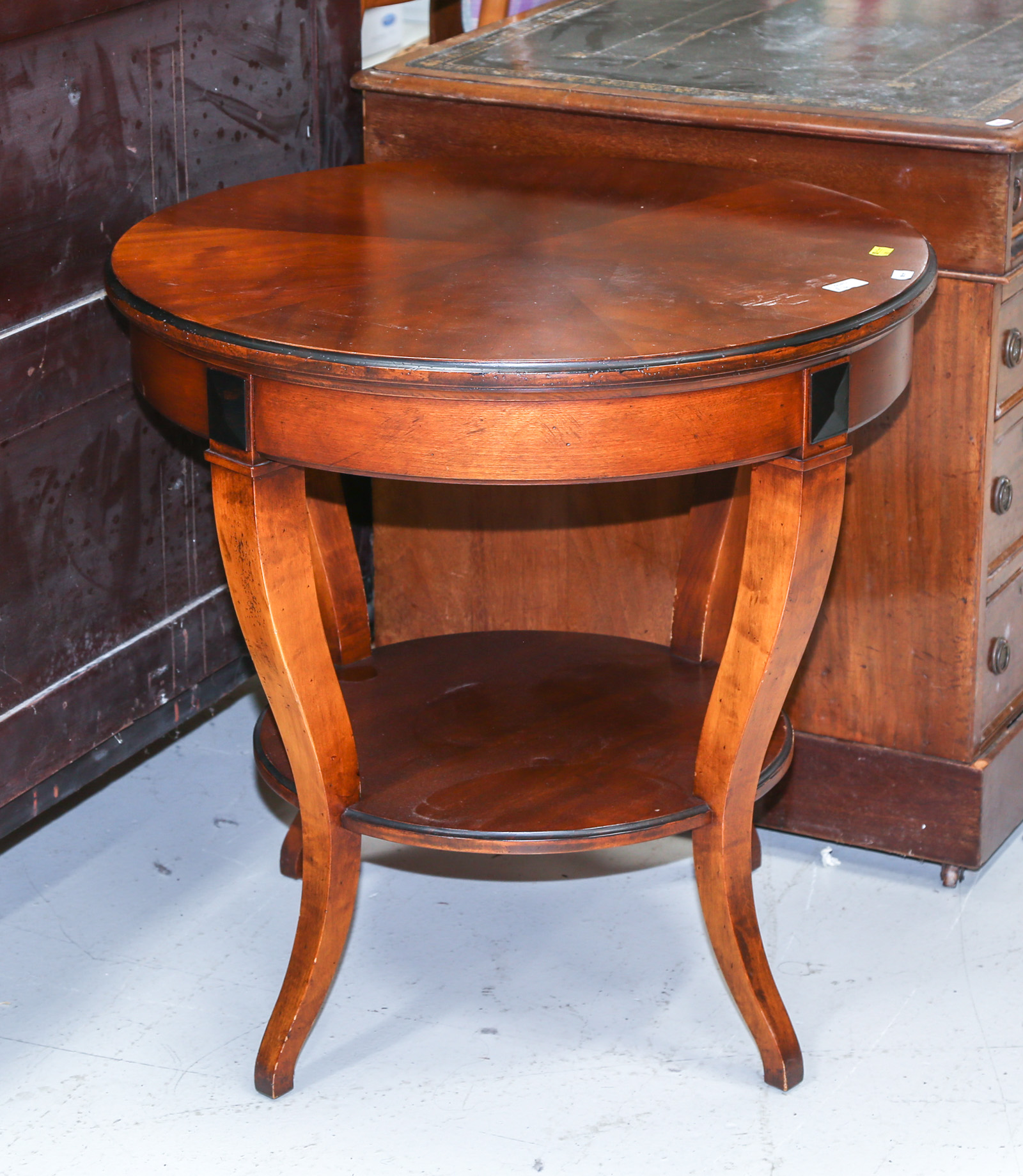FRENCH PROVINCIAL STYLE CHERRY LAMP