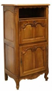 FRENCH PROVINCIAL WALNUT SECRE