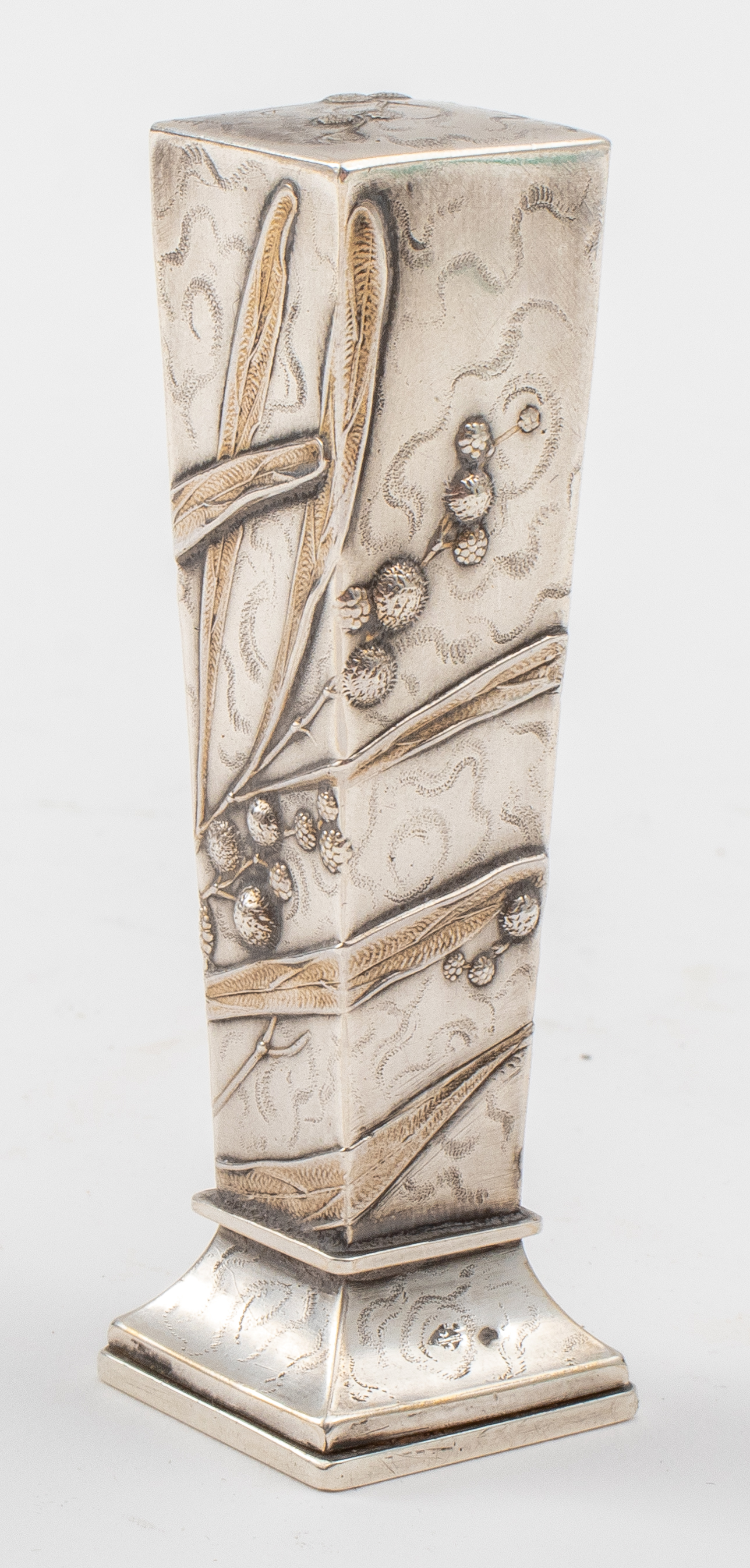 FRENCH SILVER HAND SEAL IN THE