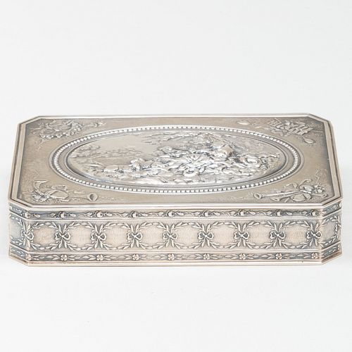 FRENCH SILVER SNUFF BOX REPOUSSÃ©