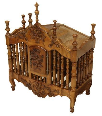 FRENCH SPINDLE-FRONT PANETIERE