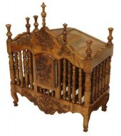 FRENCH SPINDLE-FRONT PANETIERE