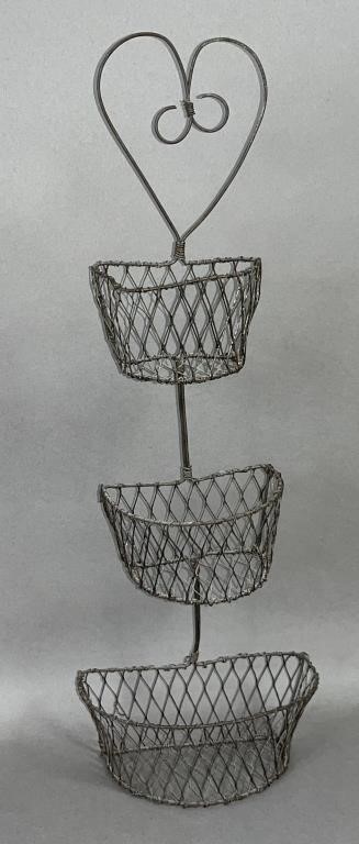 FRENCH TWISTED WIRE THREE TIER WALL