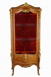 FRENCH VITRINE CABINETglass fr