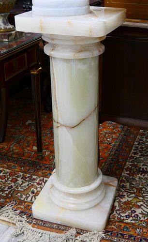 FRENCH WHITE ONYX STONE ROUND