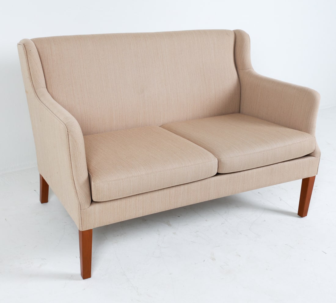 FRITS HENNINGSEN STYLE DANISH