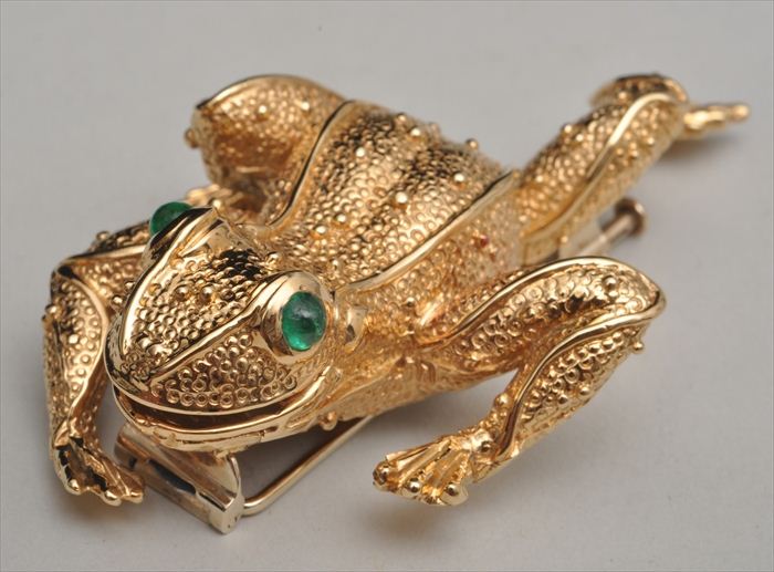 FROG BROOCH Stamped approx. 3 x 1