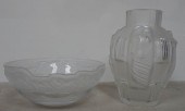 FROSTED GLASS VASE WITH SPURIO