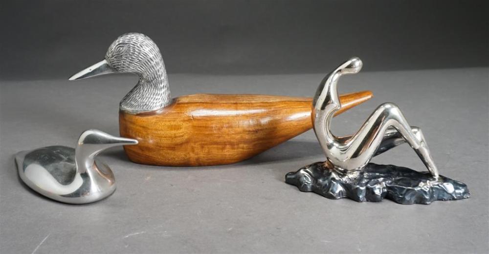 FRUITWOOD AND METAL MOUNTED DUCK,